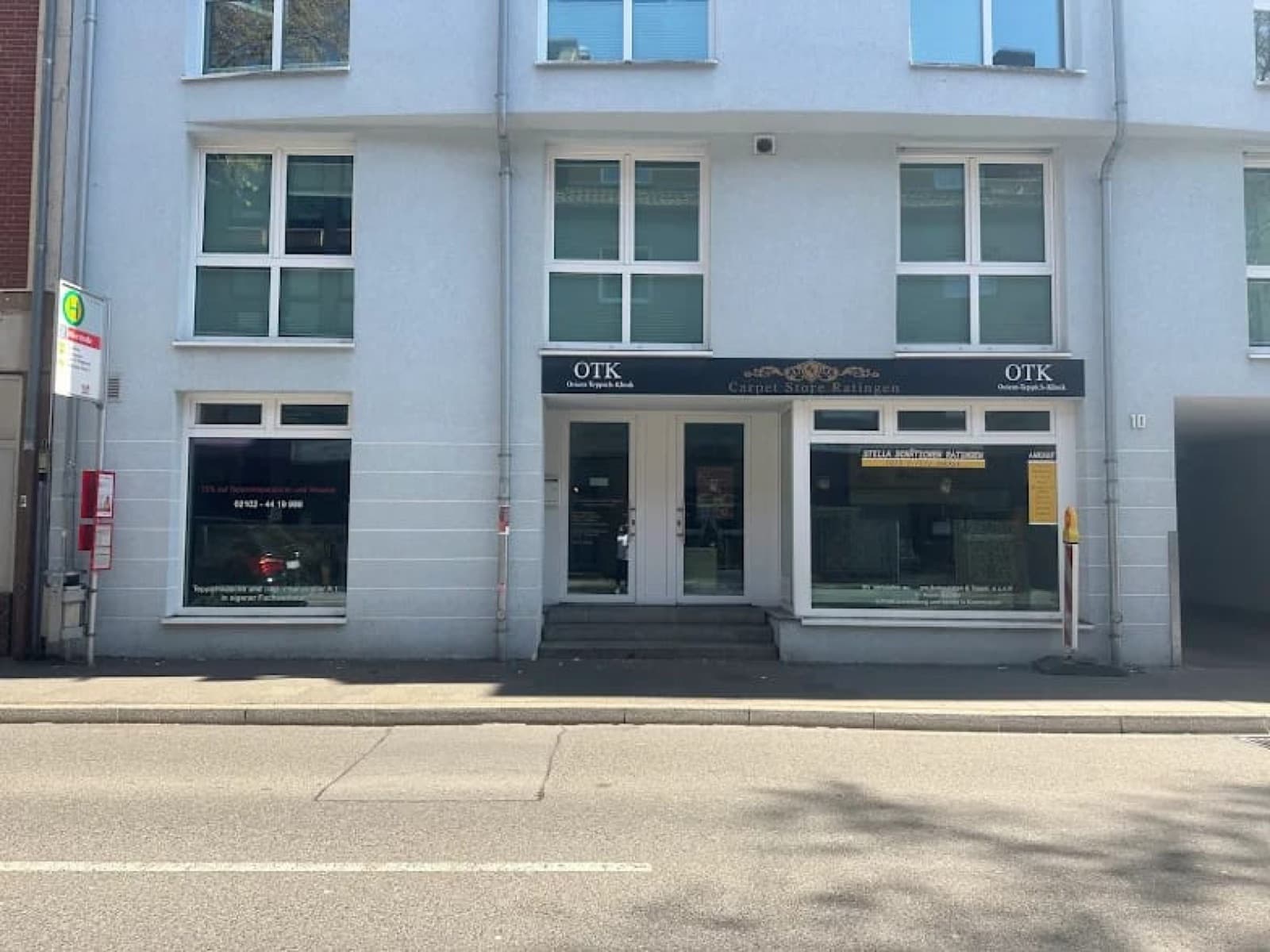 Ladenlokal Teppichwäscherei R.T. in Ratingen — Frontansicht